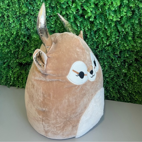 Squishmallows NWT Kieli the Antelope With Fuzzy Belly & Gold 16\